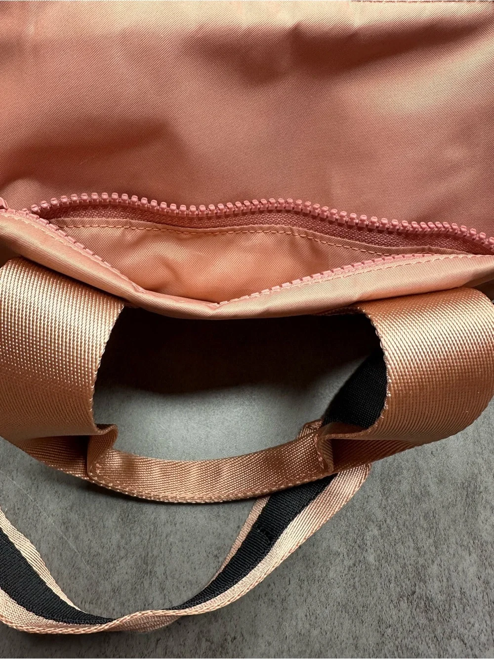 Everlane ReNew Recycled Nylon Barrel Bag Crossbody